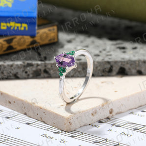 IRROYA 1.1 Carat Natural Amethyst Rings for Women 925 Sterling Silver Cluster Round Emerald Ring Long Hexagon Real Amethyst Engagement Ring Art Deco Anniversary Rings for Mother Platinum Plated Silver Purple Green Birthstone Ring Gifts for Her